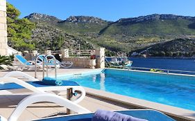 Villa Silencia